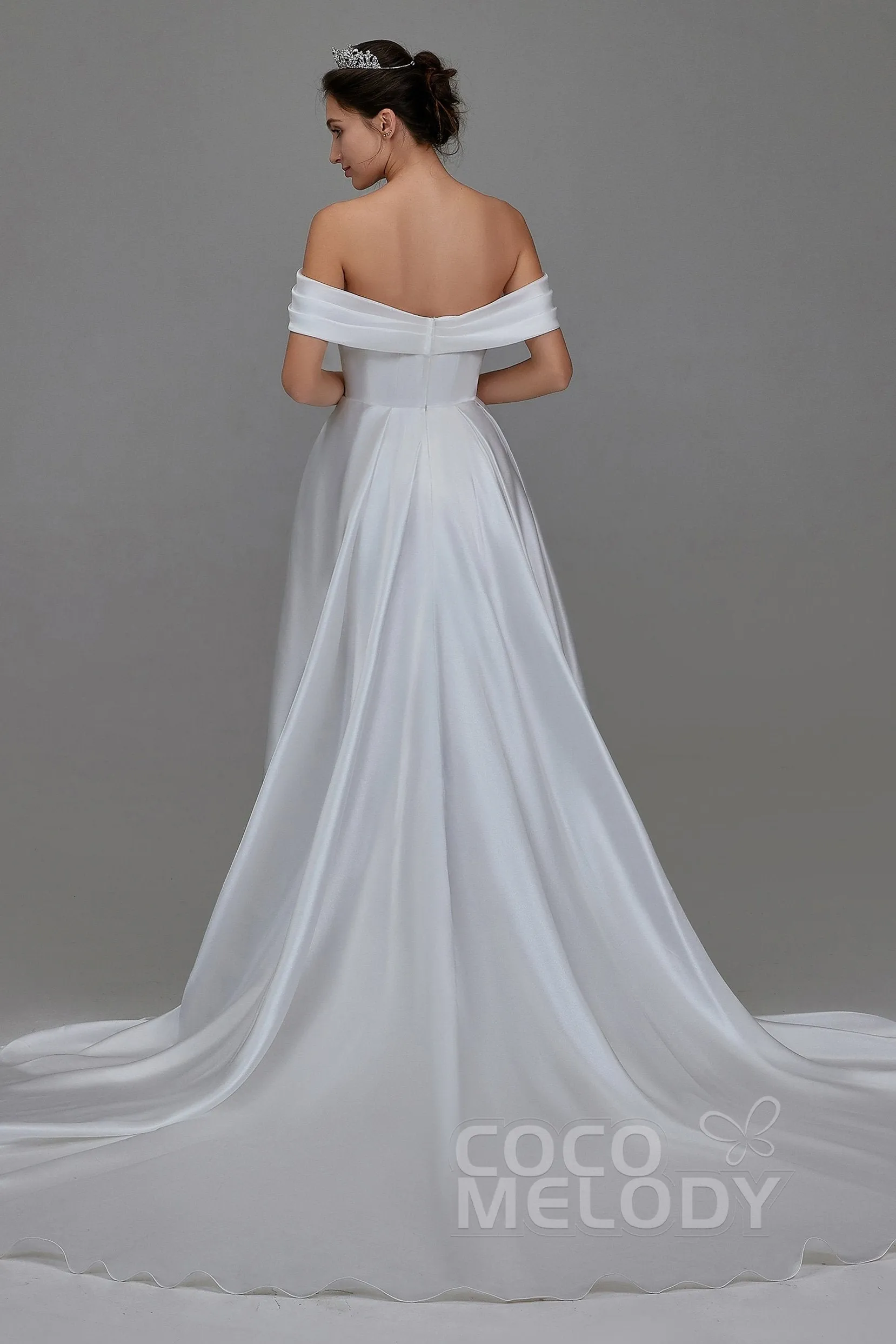 A-Line Pearl yarn and Acetate satin Wedding Dress LD5800