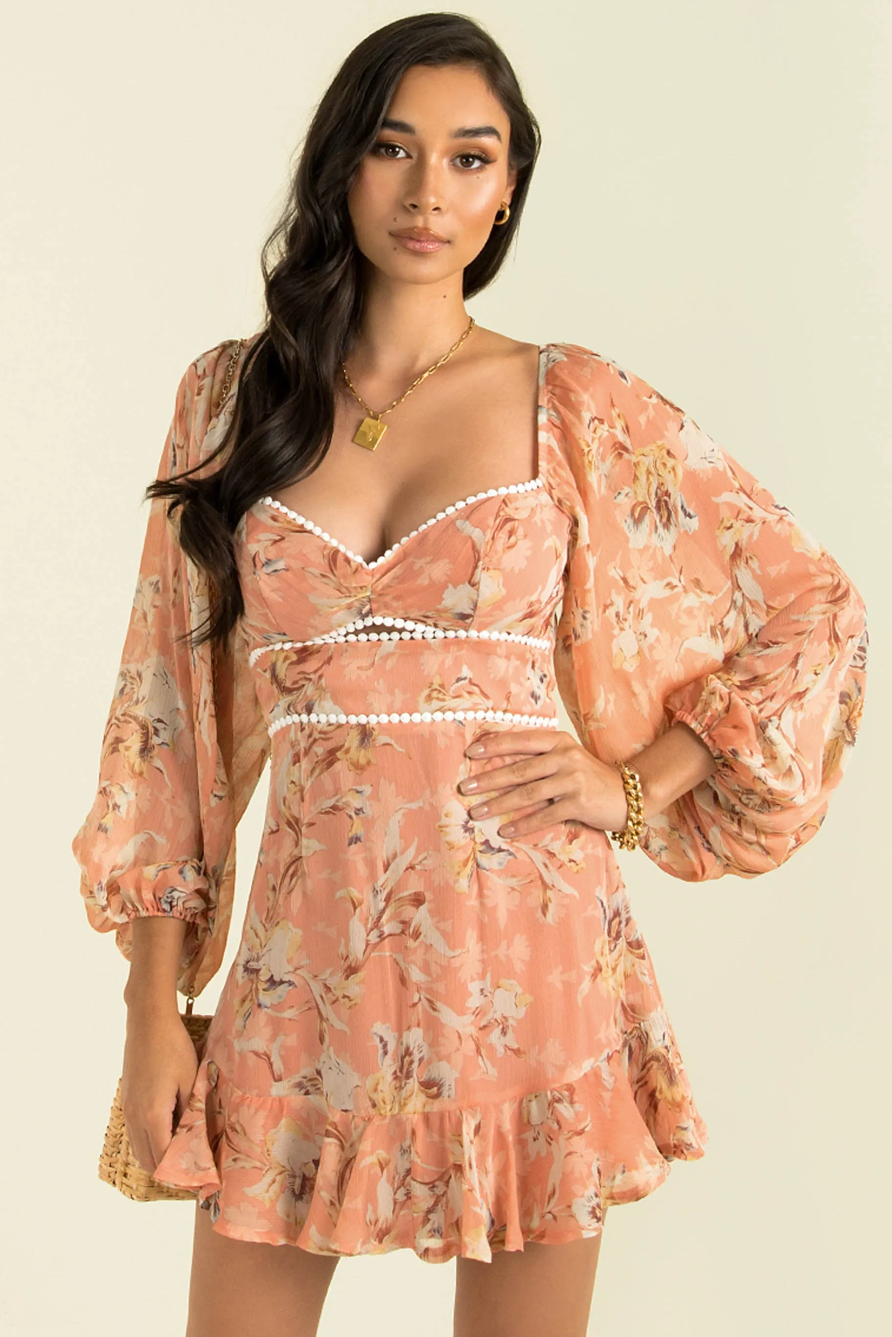 Nicole Dress / Peach