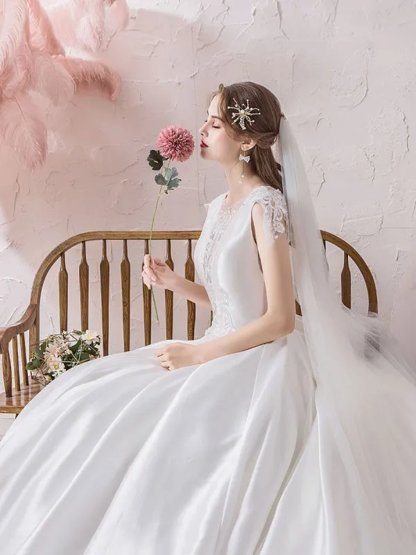 Wedding Dress Princess Silhouette Illusion Neckline Sleeveless Natural Waist Cathedral Train Bridal Gowns